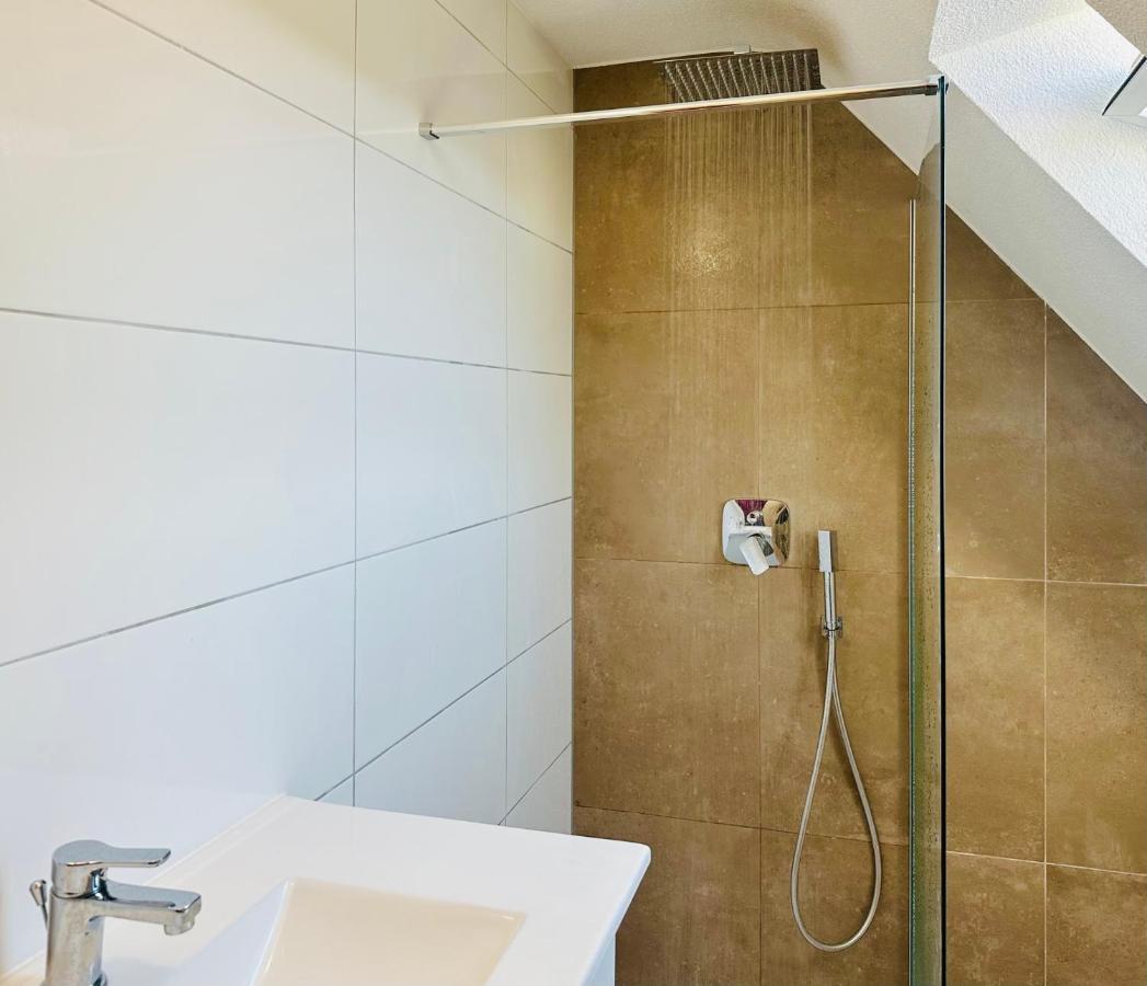 Bergblick-Apartment Istayunixi Seenaehe-Workspace-Netflix I Keine Monteure FDH المظهر الخارجي الصورة