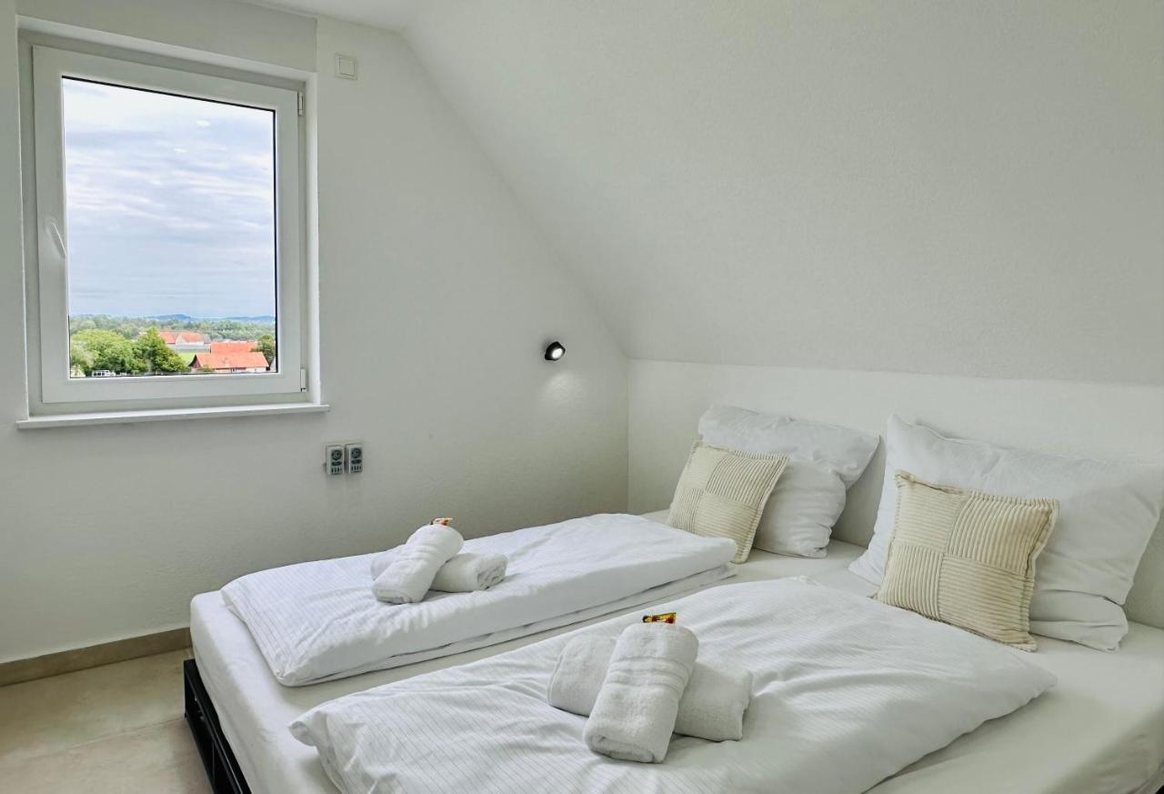 Bergblick-Apartment Istayunixi Seenaehe-Workspace-Netflix I Keine Monteure FDH المظهر الخارجي الصورة